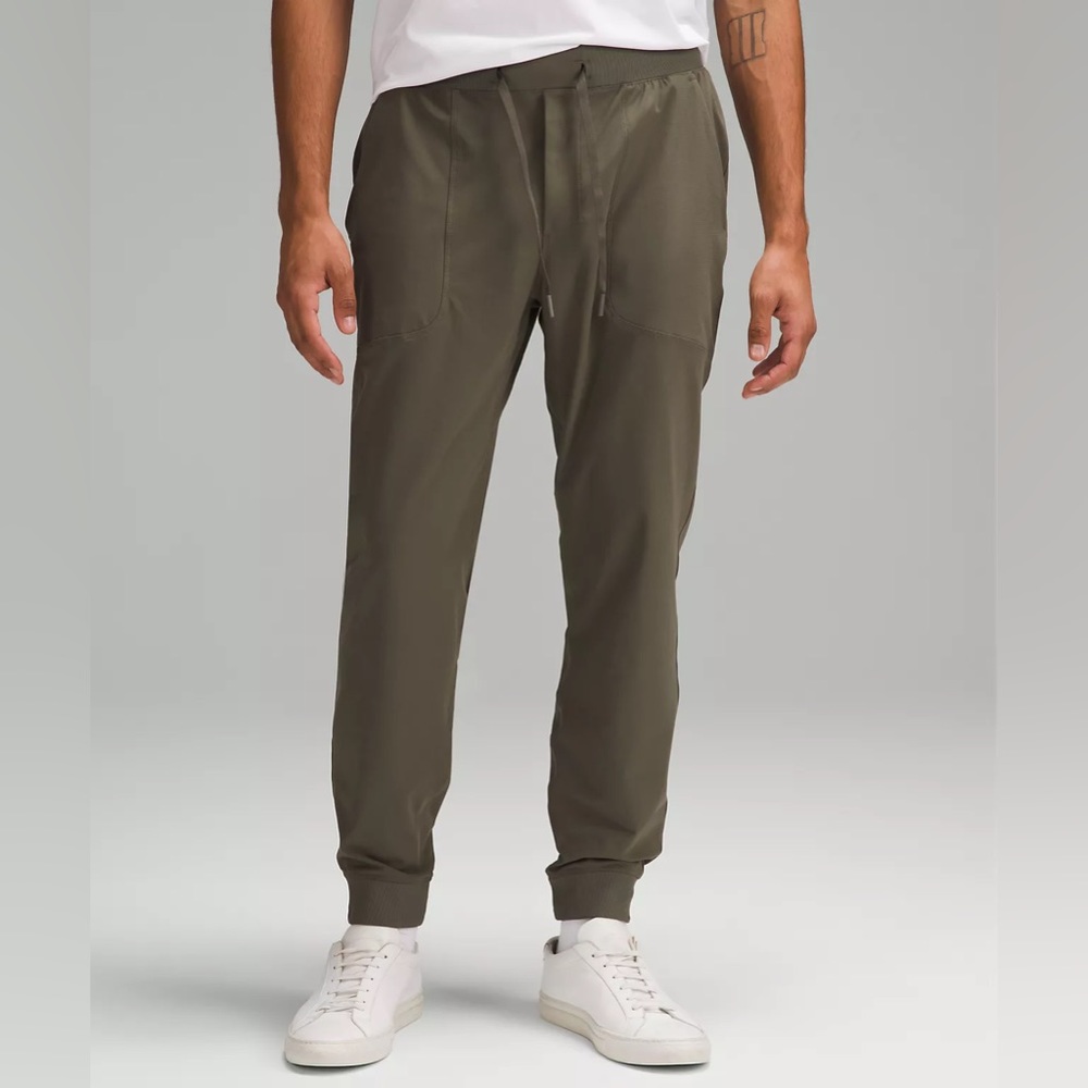 NWT Lululemon ABC Skinny Jogger